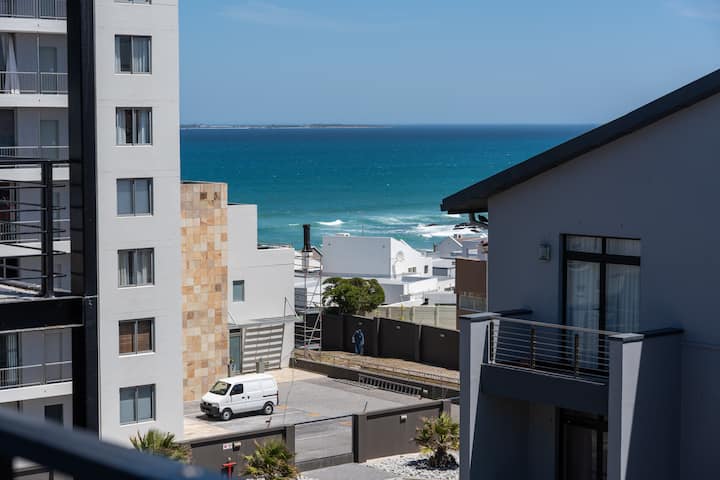 2 Bedroom Property for Sale in West Beach Western Cape